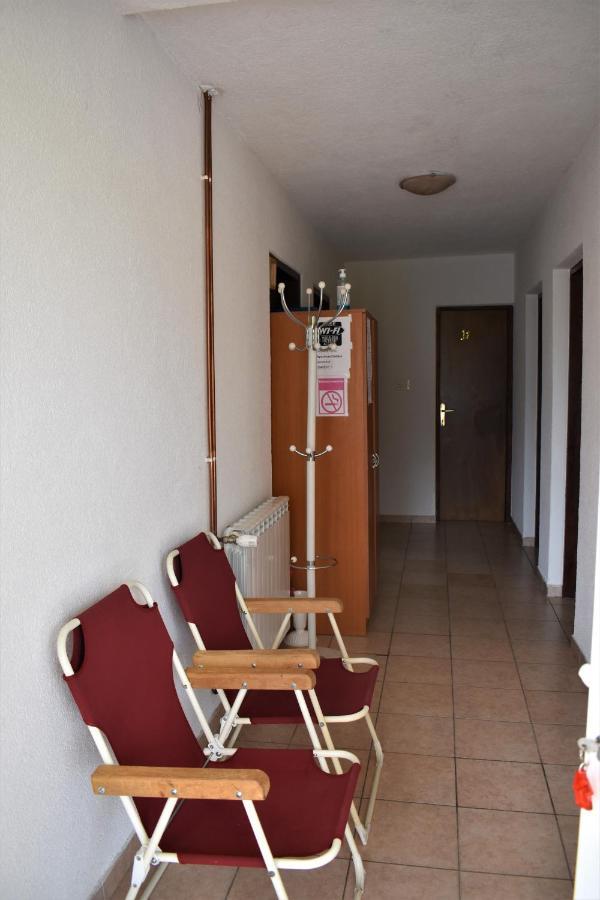 Apartments Sabljak Rakovica Exterior foto
