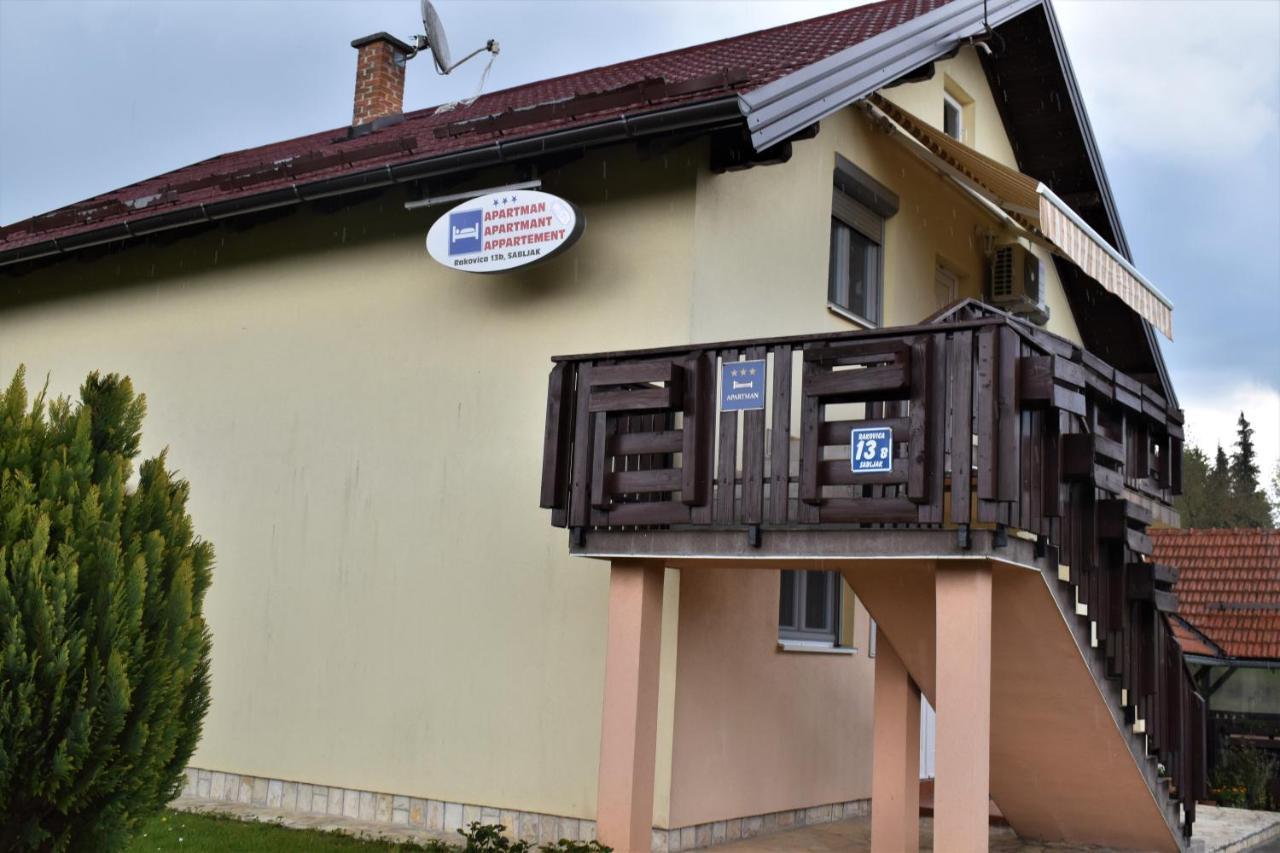 Apartments Sabljak Rakovica Exterior foto