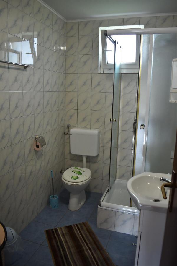 Apartments Sabljak Rakovica Exterior foto