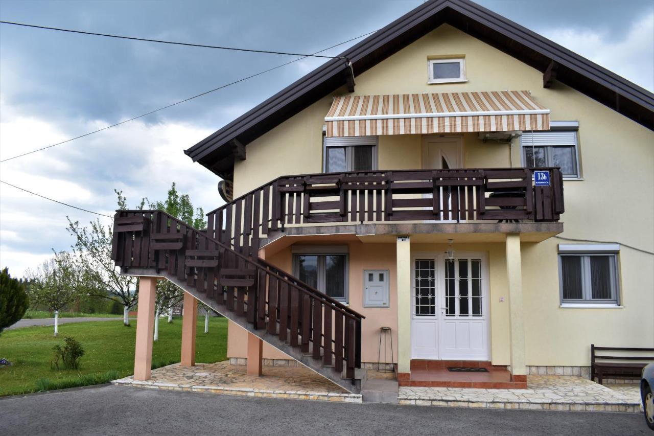 Apartments Sabljak Rakovica Exterior foto